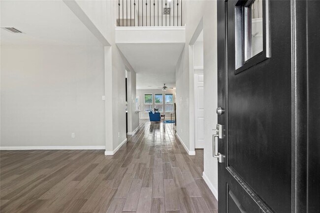Building Photo - 18519 Glen Shee Dr