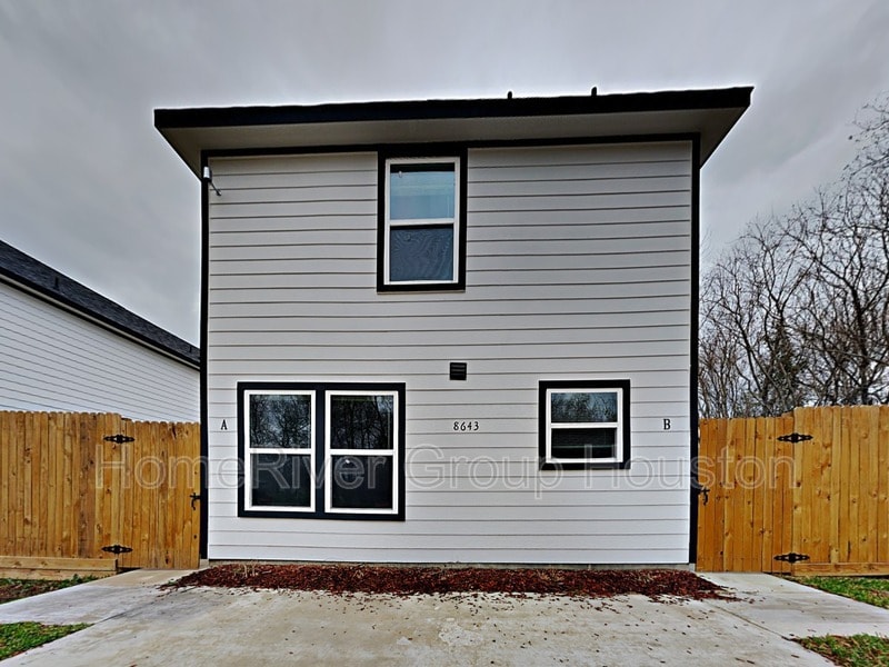 8643 Sunderland Rd, Houston, TX 77028 House Rental in Houston, TX