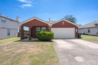 Building Photo - 245 Loon Lake Dr