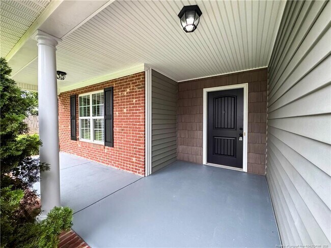 Building Photo - 7408 Paxton Dr