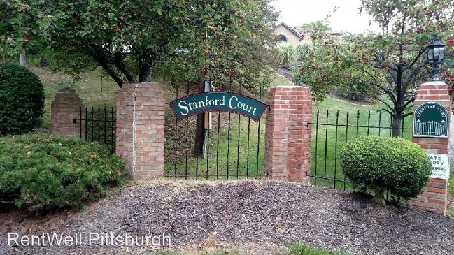 Building Photo - 1261 Stanford Ct
