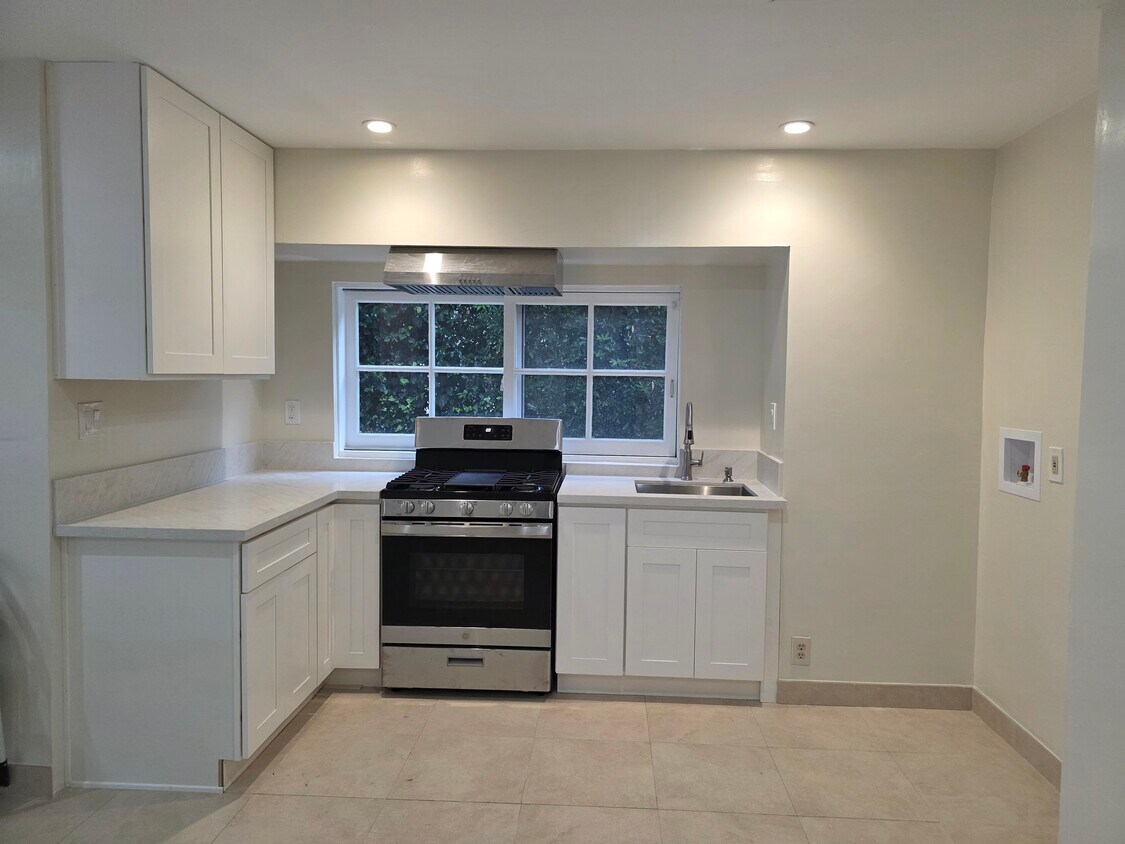 Foto principal - 820 Rodeo Rd