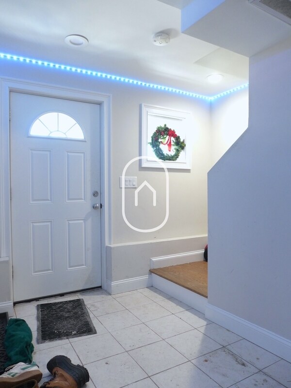 Foto del edificio - 8 Guild St