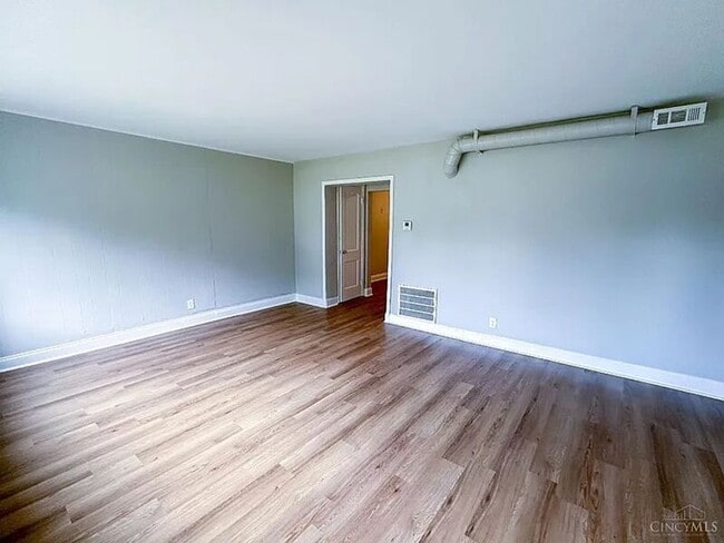 Photo - 1470 Antoinette Ave House