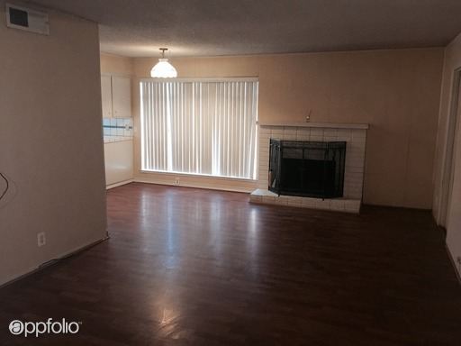 Foto del edificio - 1628 E Sierra Ave