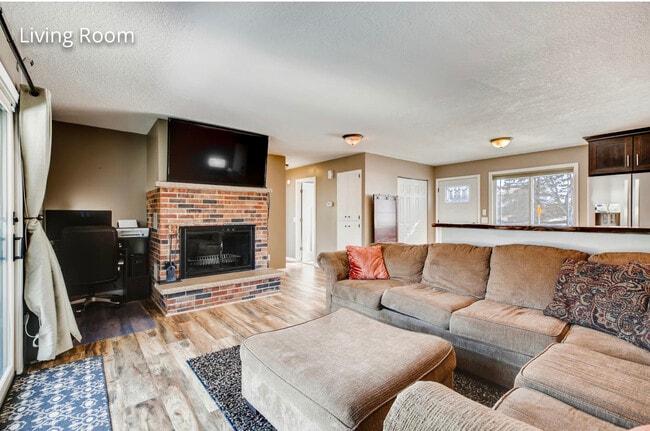 Building Photo - 14860 Upper 55th St N