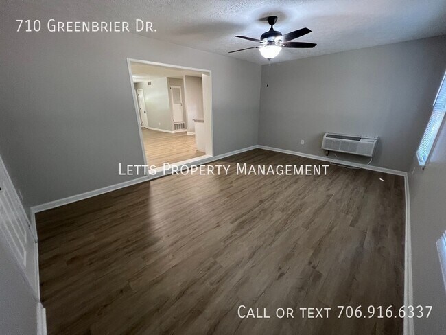Foto del edificio - Charming 3BR Home in Serene Neighborhood