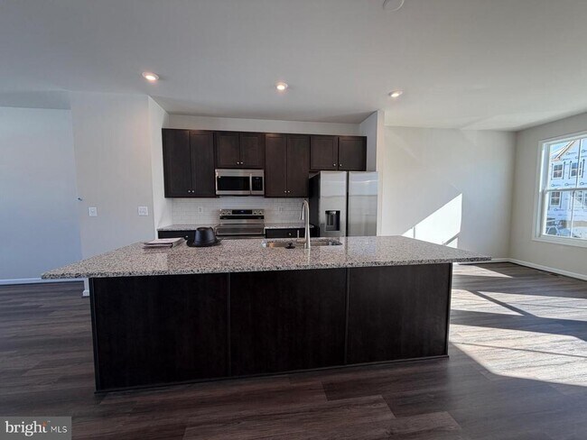 Foto del edificio - 7722 Harlow Cir