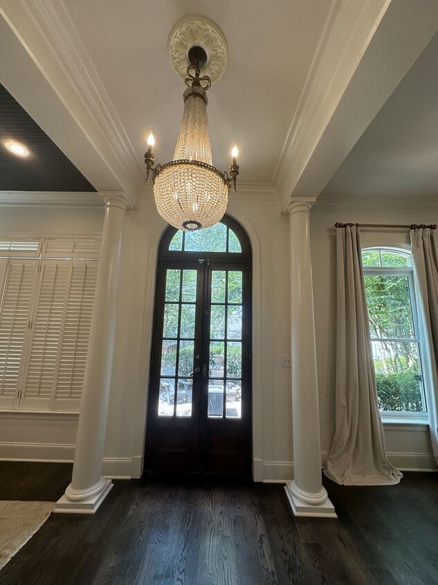 Foto principal - 105 Broadfoot Cir