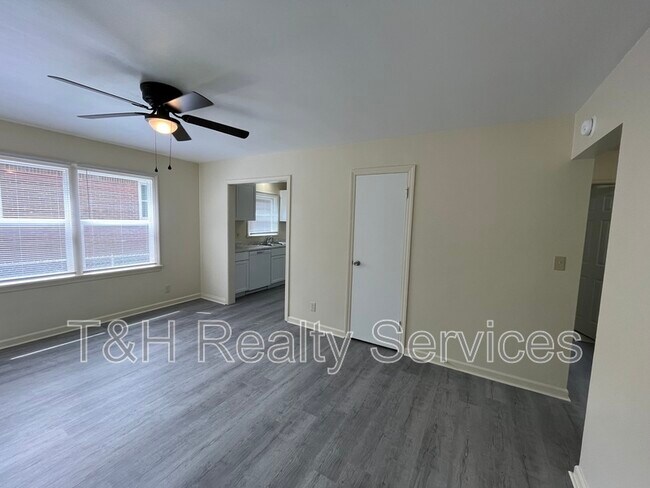 Foto del edificio - 1209 S Armstrong St