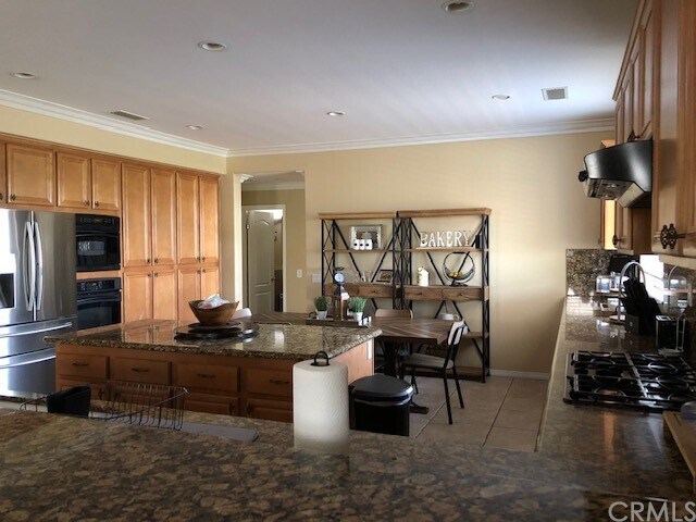 Building Photo - 16843 Morning Glory Ct