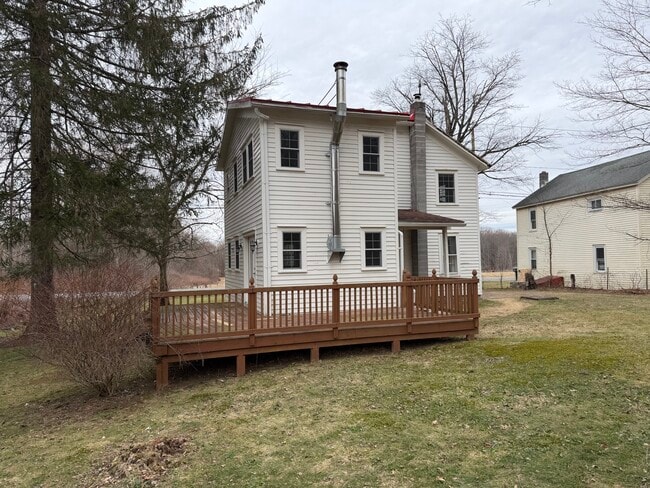 Building Photo - 100 Summerset Rd