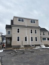 Building Photo - 97 Washington St