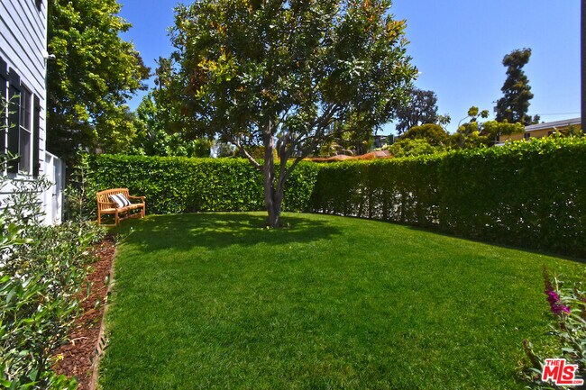 Foto del edificio - 3517 Inglewood Blvd