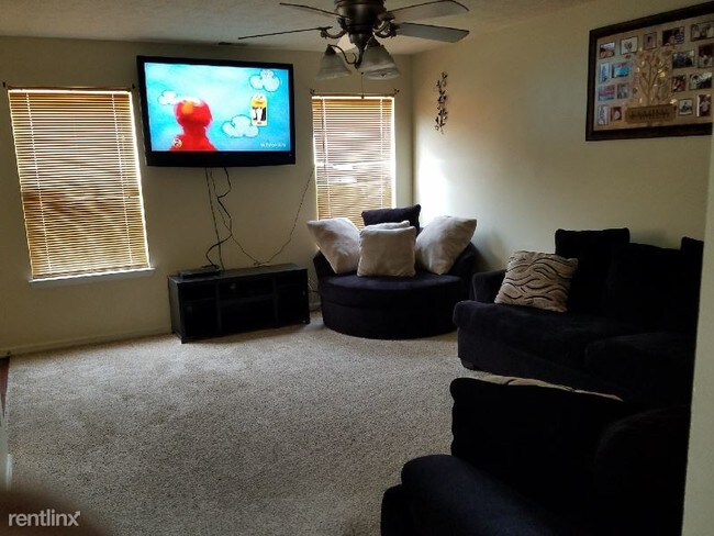 Foto del edificio - 5 br, 2.5 bath House - 105 Oldham Way