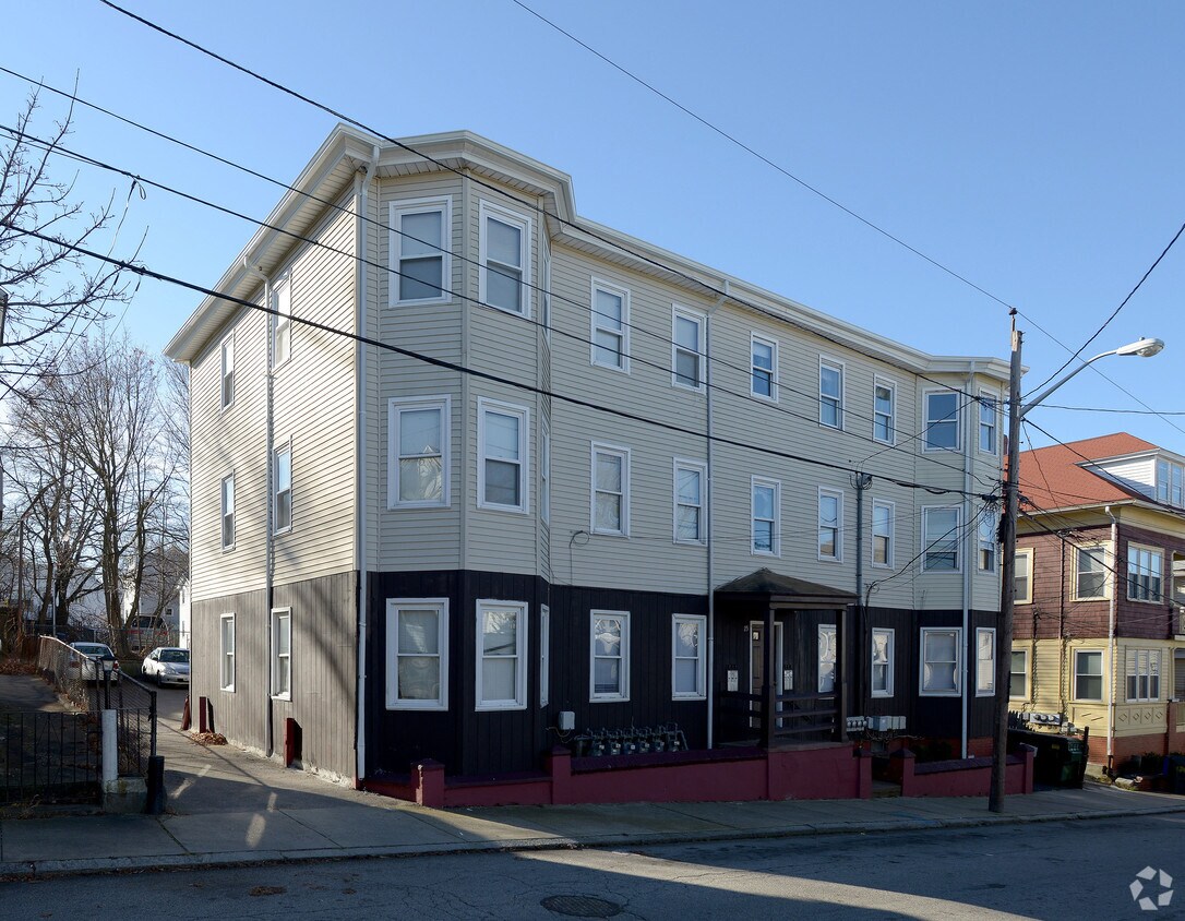 Foto principal - 25 Hillhurst Ave