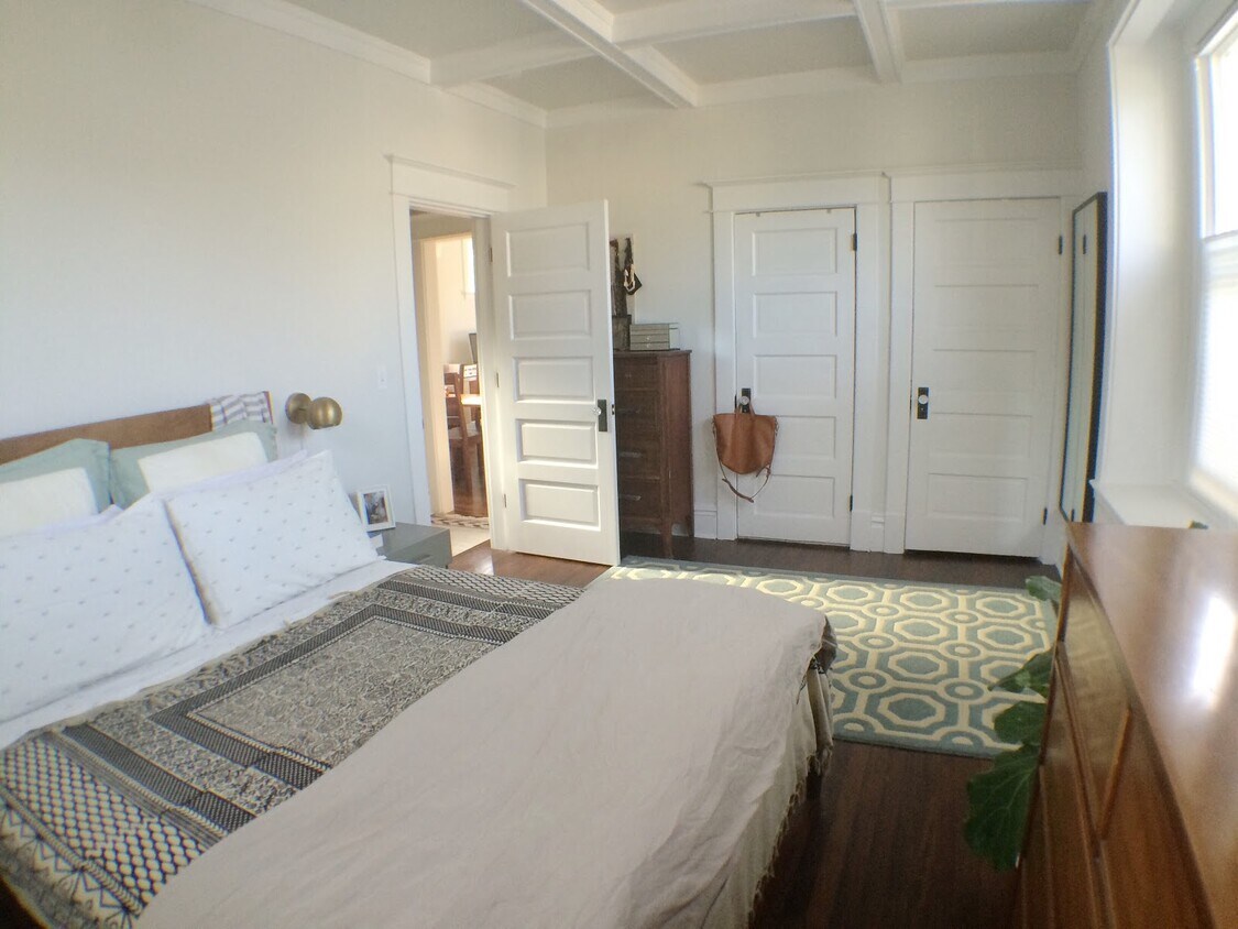 315 W. McGraw Street, Seattle, WA 98119 Townhome Rentals in Seattle