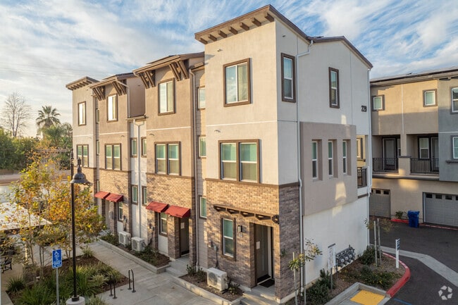 Building Photo - The Willow Townhomes