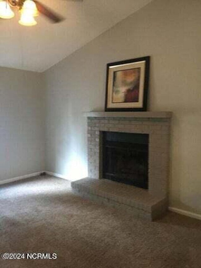 Foto del edificio - Welcome to Village Cedars!