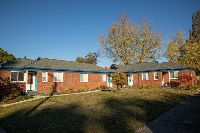 Foto del edificio - 2005 NE Prescott St