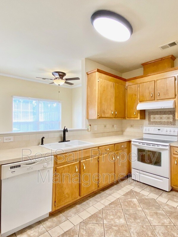 Foto del edificio - 1926 Algonquin Trail