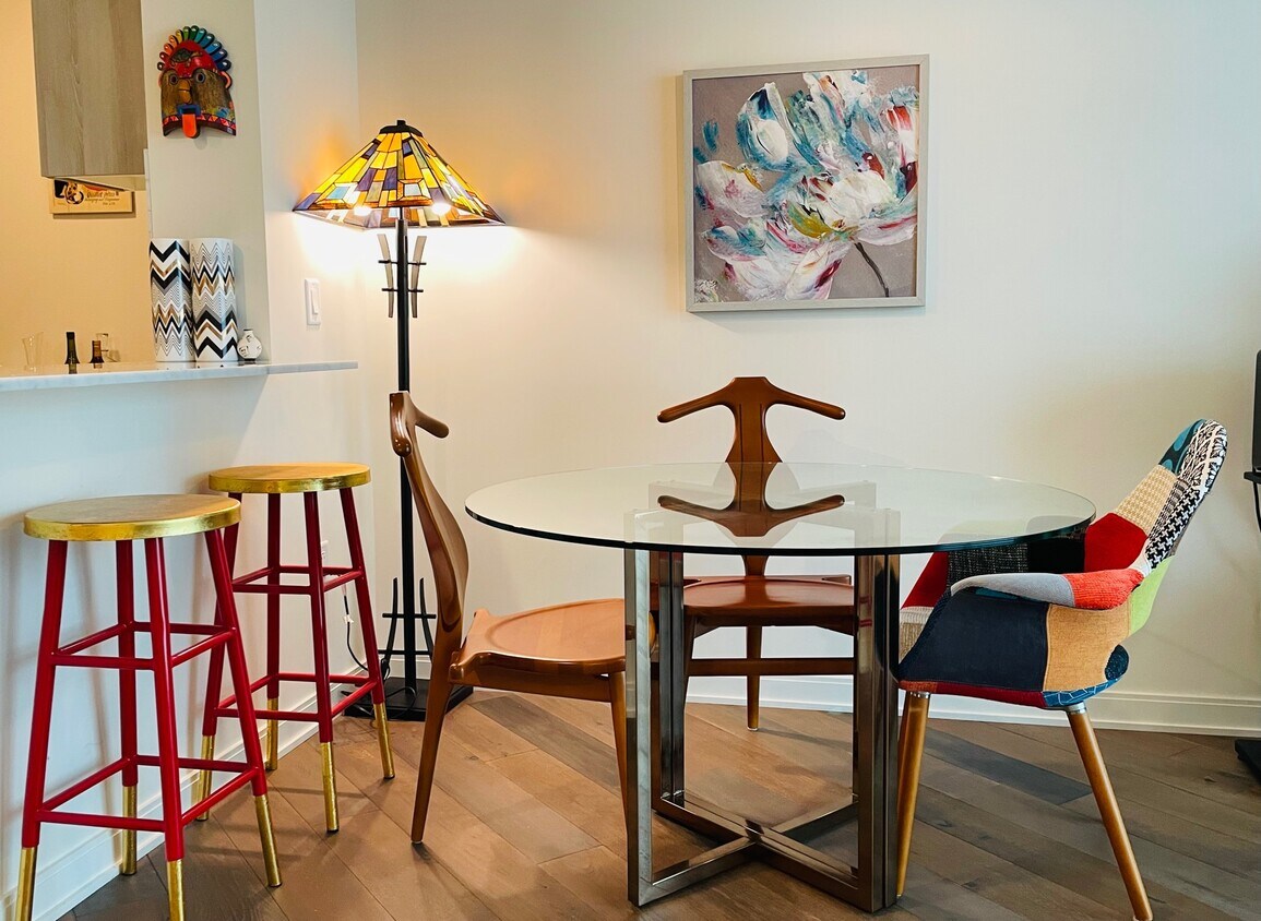 Dining Area - 401 Harrison St