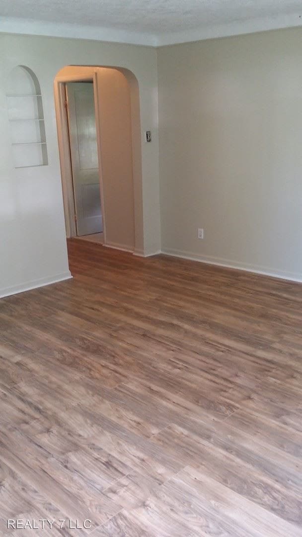 Building Photo - 3 br, 1 bath House - 4166 WEST 220TH ST