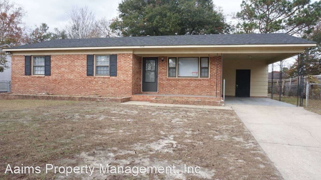 Foto principal - 3 br, 2 bath House - 4420 Dominion Road