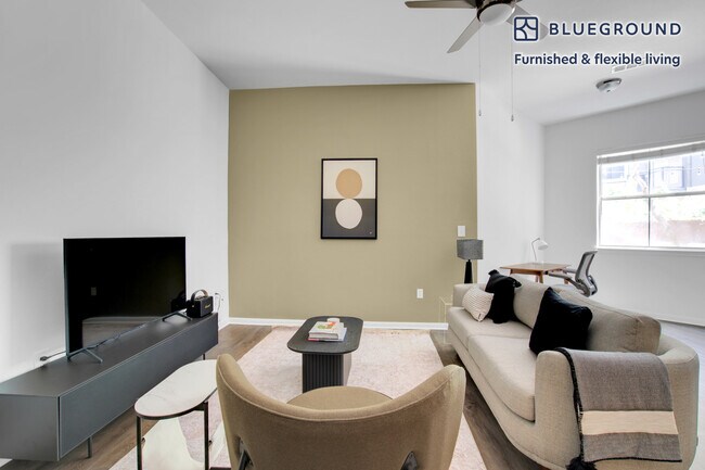 Foto del edificio - 300 N Lamar Blvd