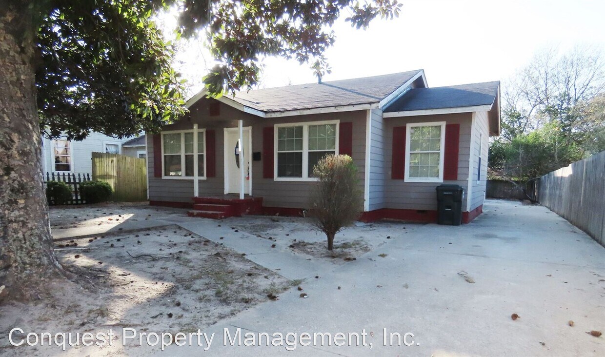 Primary Photo - 3 br, 2 bath House - 1133 S Academy Ave.