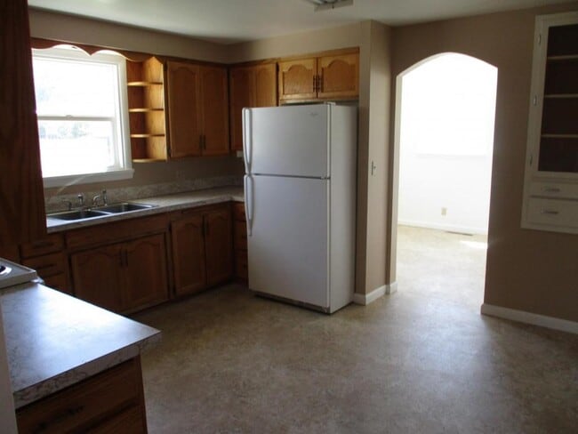 Building Photo - 360 S. Ingalls