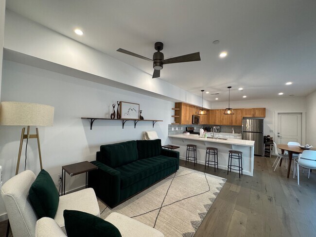 Building Photo - 11265 Wolverine Cir