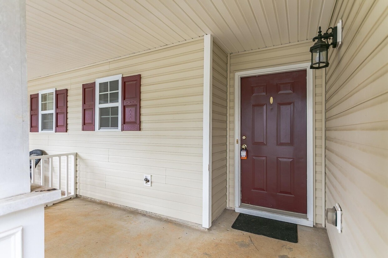 152 Darby's Crossing Dr, Hiram, GA 30141 Apartment for Rent in Hiram