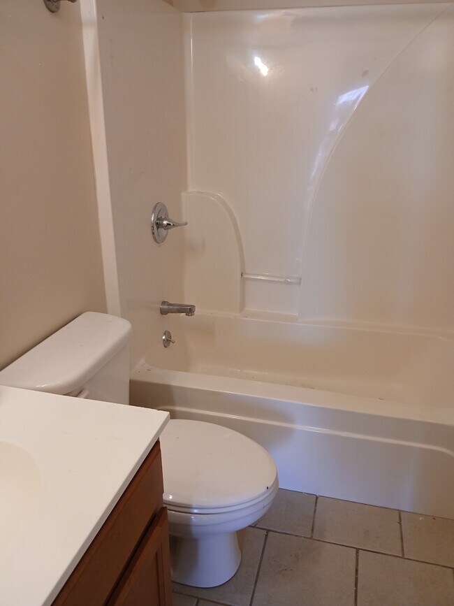 Foto del edificio - 321 E Mill St