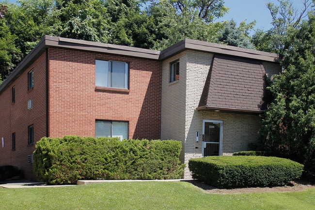 Building Photo - 453 Biddle Ave