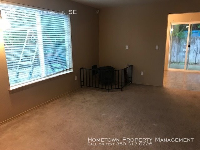 Building Photo - Spacious 4 Bedroom Home in Lacey!
