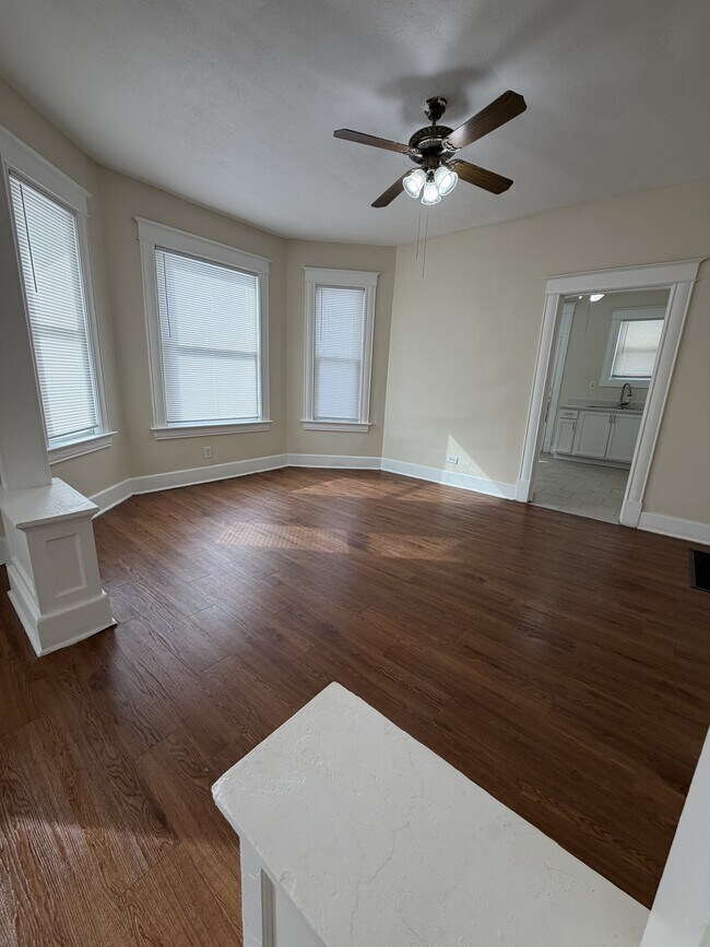 Foto del edificio - 2613 Iowa St