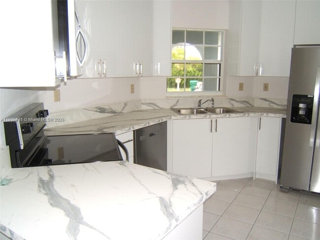 Foto del edificio - 24833 SW 128th Ct