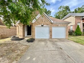 Building Photo - 12240 Longleaf Oak Trail
