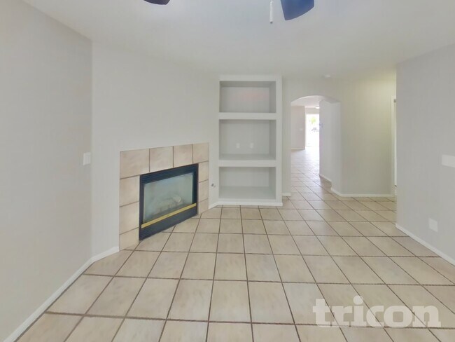 Foto del edificio - 2881 Deep Creek Ln