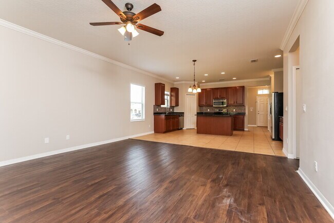 Foto del edificio - 1586 Danisco Pl