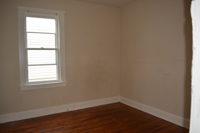 Foto del edificio - 1621 Dudley Ave