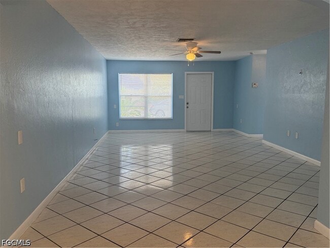 Building Photo - 257 Cape Coral Pkwy E