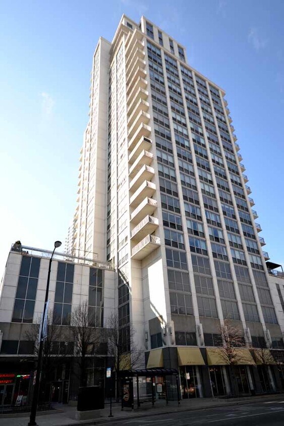 Primary Photo - 200 W Grand Ave