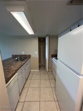 Building Photo - 211 Park Ave