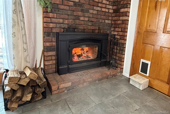 Foto del edificio - 32 Landview Dr