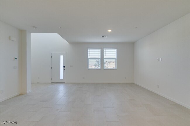 Foto del edificio - 302 Walsh Peak Ave