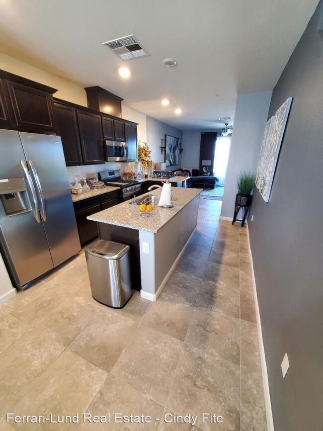 Building Photo - 2 br, 2.5 bath House - 3231 Sterling Ridge