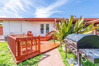 Building Photo - 1841 SW 29th Ave