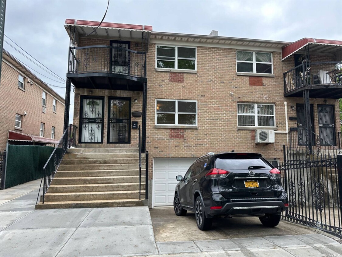Primary Photo - 84-04-84150 150th St